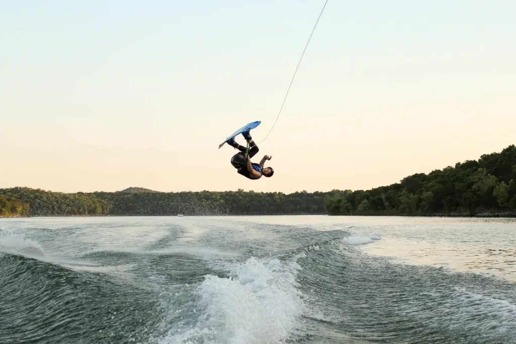 Wake en el lago